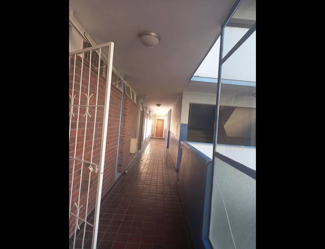 1.5 BEDROOM APARTMENT FOR SALE IN DURBAN CENTRAL